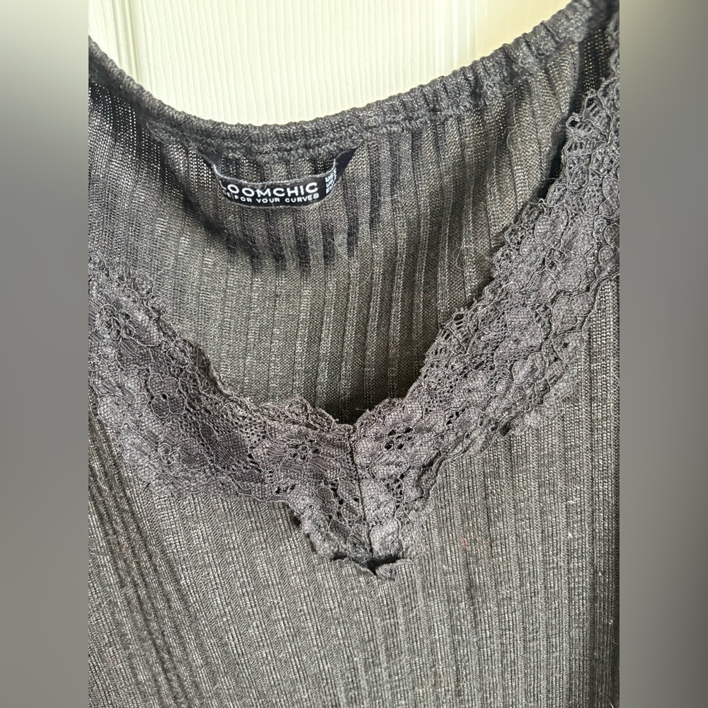 BloomChic Black Ribbed Lace Top - Picture 6 of 9